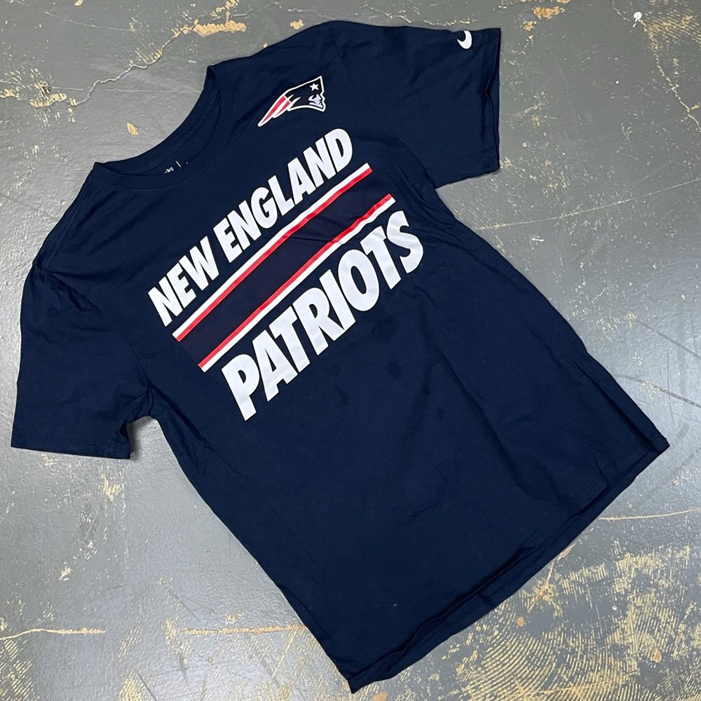 Nike New England Patriots Shirt 561416-419 NFL Football Large Dri-Fit Tom Brady